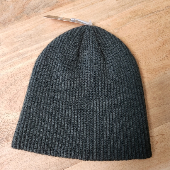 Dark Green Beanie Winter Hat - Picture 2 of 4